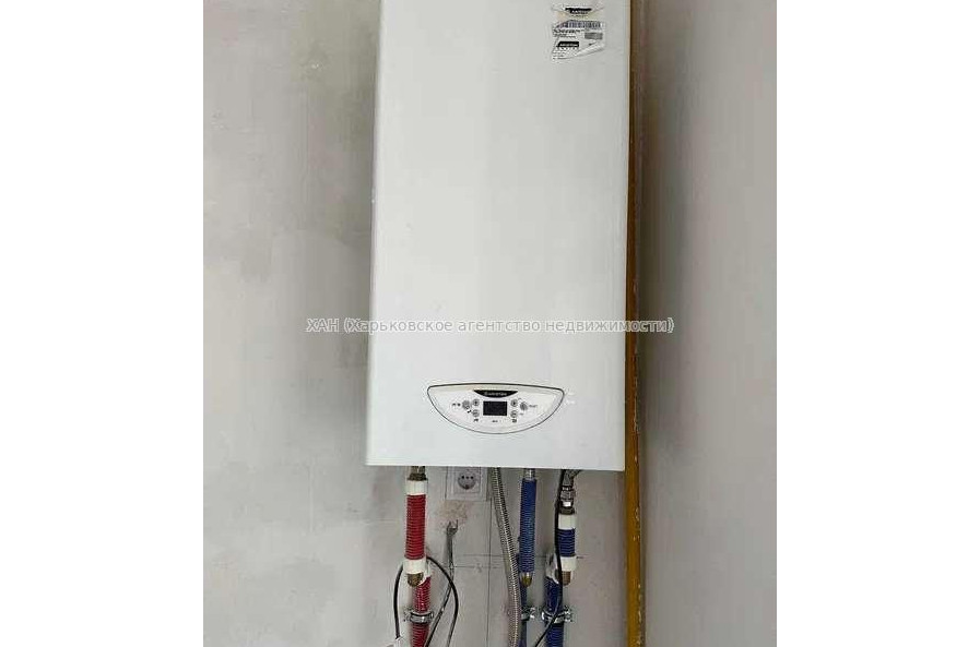 Продам квартиру, Холодногорская ул. , 3 кім., 90 м², без отделочных работ 