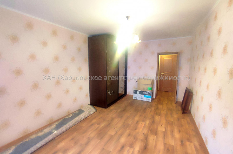 Продам квартиру, Барабашова академика ул. , 2 кім., 83 м², капитальный ремонт 