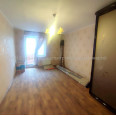 Продам квартиру, Барабашова академика ул. , 2 кім., 83 м², капитальный ремонт 