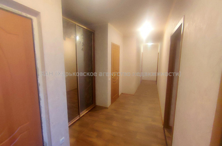 Продам квартиру, Барабашова академика ул. , 2 кім., 83 м², капитальный ремонт 