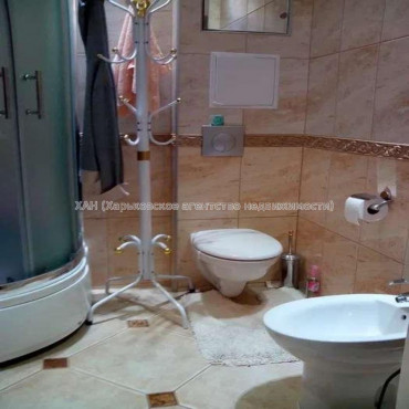 Продам квартиру, Сумская ул. , 2 кім., 65 м², евроремонт 