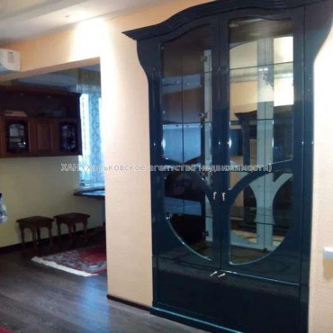 Продам квартиру, Сумская ул. , 2 кім., 65 м², евроремонт 