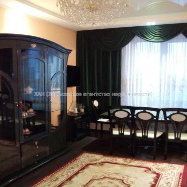 Продам квартиру, Сумская ул. , 2 кім., 65 м², евроремонт 