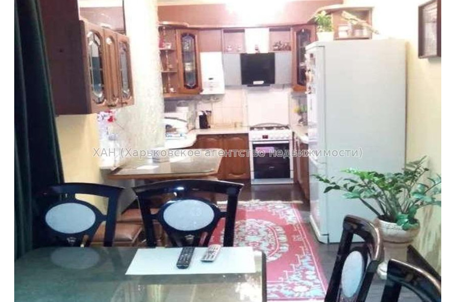 Продам квартиру, Сумская ул. , 2  ком., 65 м², евроремонт 