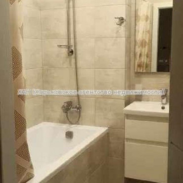 Продам квартиру, Гвардейцев Широнинцев ул. , 1 кім., 44 м², евроремонт 