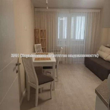 Продам квартиру, Гвардейцев Широнинцев ул. , 1 кім., 44 м², евроремонт 