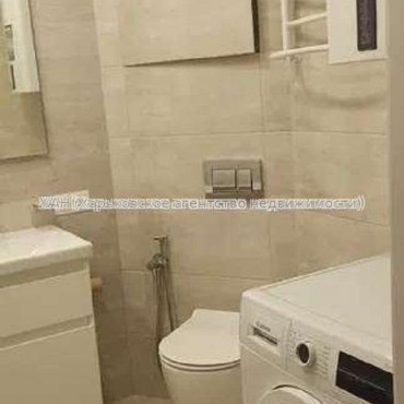 Продам квартиру, Гвардейцев Широнинцев ул. , 1 кім., 44 м², евроремонт 