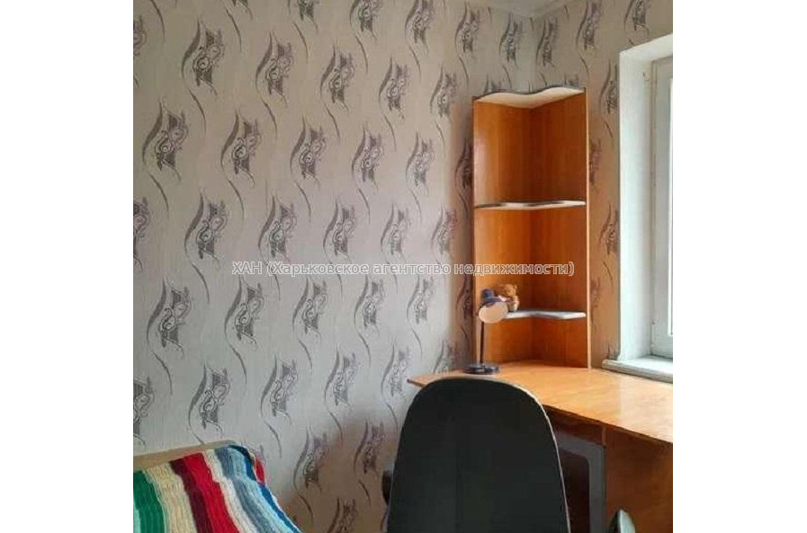 Продам квартиру, Конотопская ул. , 3  ком., 54 м², капитальный ремонт 