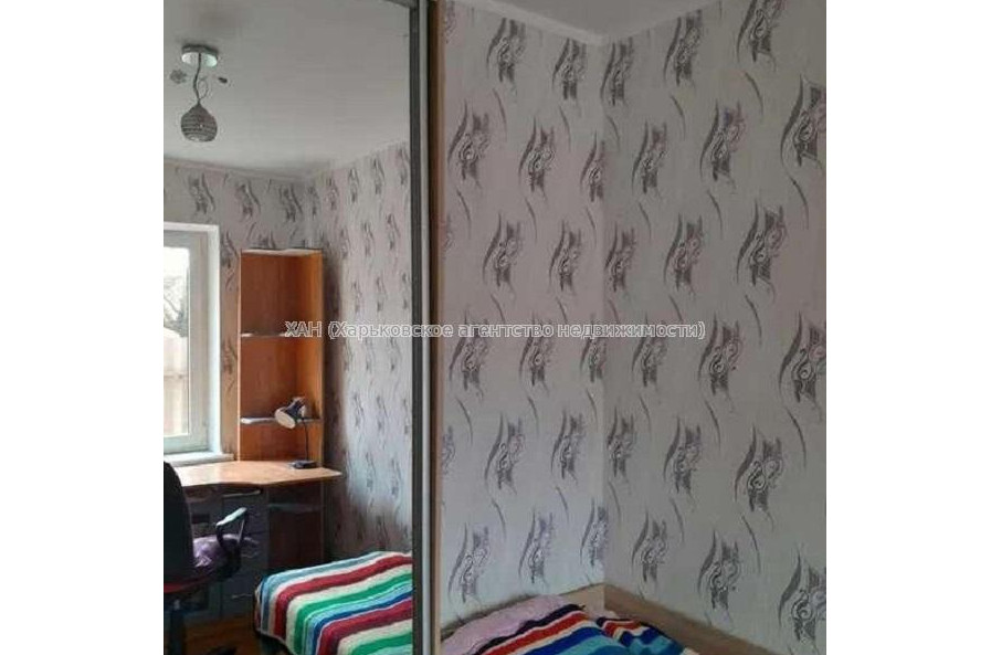 Продам квартиру, Конотопская ул. , 3  ком., 54 м², капитальный ремонт 