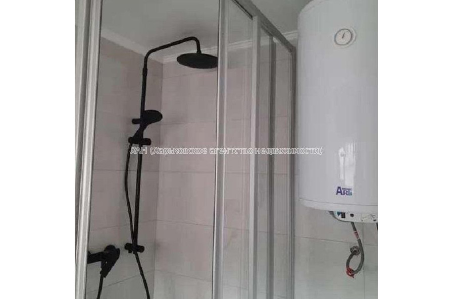 Продам квартиру, Конотопская ул. , 3  ком., 54 м², капитальный ремонт 