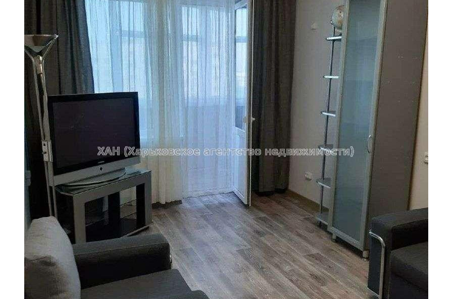 Продам квартиру, Салтовское шоссе , 2  ком., 44 м², капитальный ремонт 