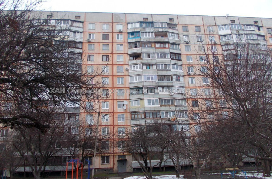 Продам квартиру, Салтовское шоссе , 2  ком., 44 м², капитальный ремонт 