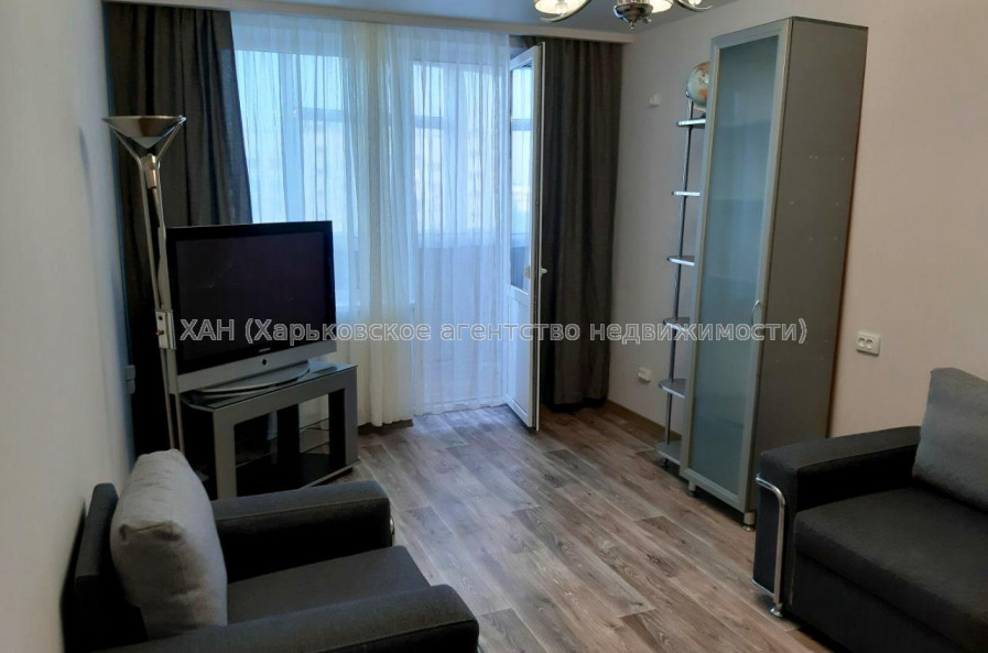 Продам квартиру, Салтовское шоссе , 2  ком., 44 м², капитальный ремонт 