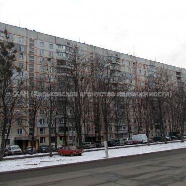 Продам квартиру, Салтовское шоссе , 2  ком., 44 м², капитальный ремонт 