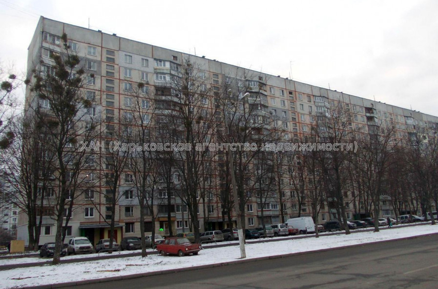 Продам квартиру, Салтовское шоссе , 2  ком., 44 м², капитальный ремонт 