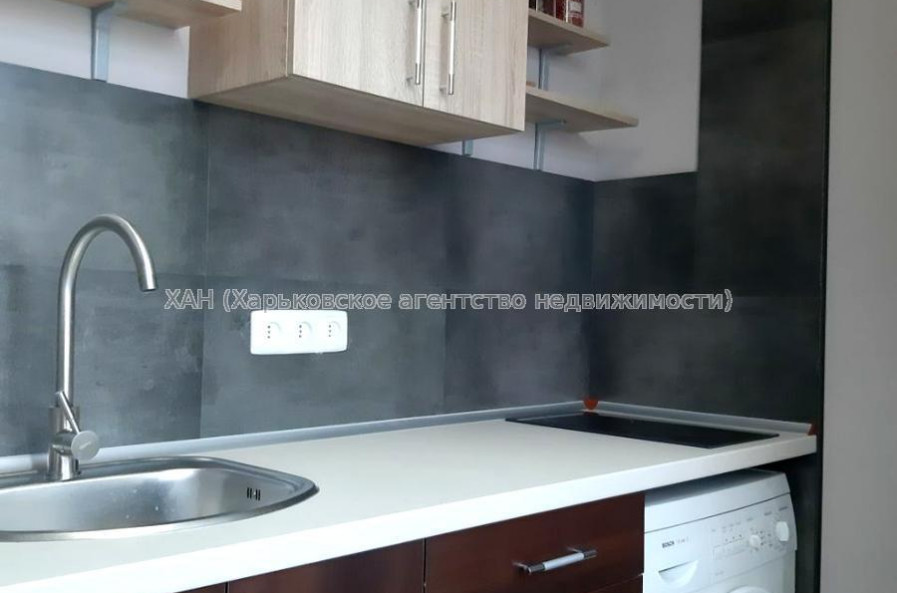 Продам квартиру, Салтовское шоссе , 2  ком., 44 м², капитальный ремонт 