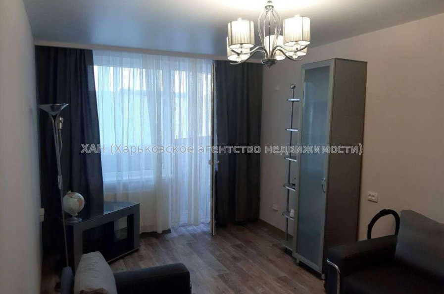 Продам квартиру, Салтовское шоссе , 2  ком., 44 м², капитальный ремонт 
