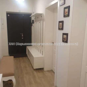 Продам квартиру, Глобинская ул. , 3 кім., 83 м², капитальный ремонт 