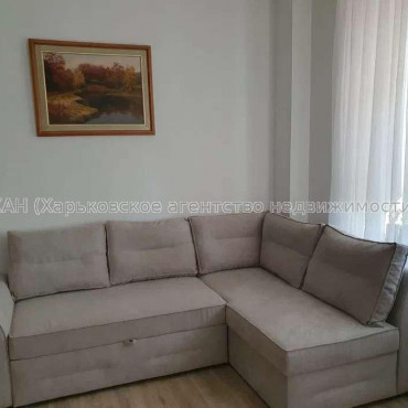 Продам квартиру, Глобинская ул. , 3 кім., 83 м², капитальный ремонт 