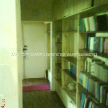 Продам квартиру, Глобинская ул. , 3 кім., 83 м², капитальный ремонт 