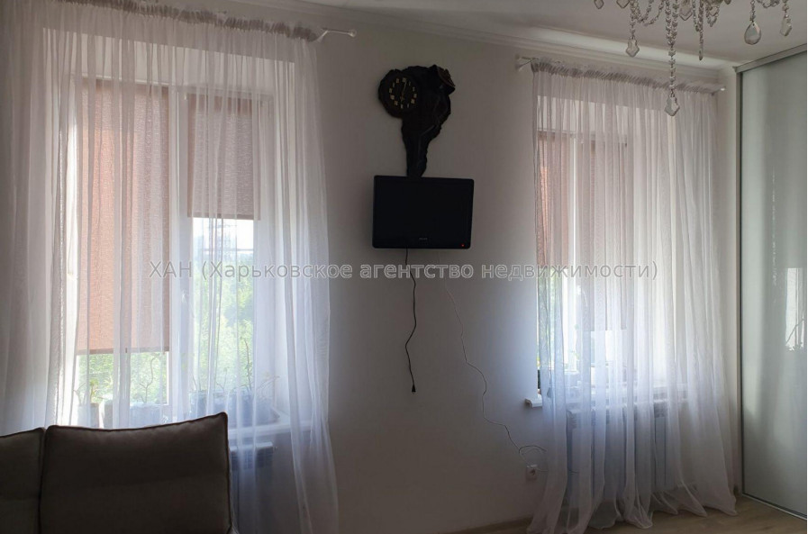 Продам квартиру, Глобинская ул. , 3 кім., 83 м², капитальный ремонт 