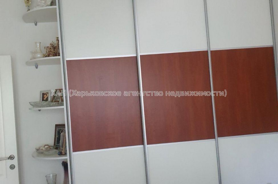 Продам квартиру, Глобинская ул. , 3 кім., 83 м², капитальный ремонт 