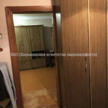 Продам квартиру, Мерефянское шоссе , 3 кім., 50 м², косметический ремонт 