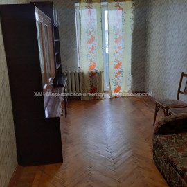 Продам квартиру, Мира ул. , 2  ком., 46 м², советский ремонт
