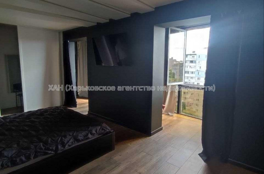 Продам квартиру, Мирная ул. , 3 кім., 125 м², евроремонт 
