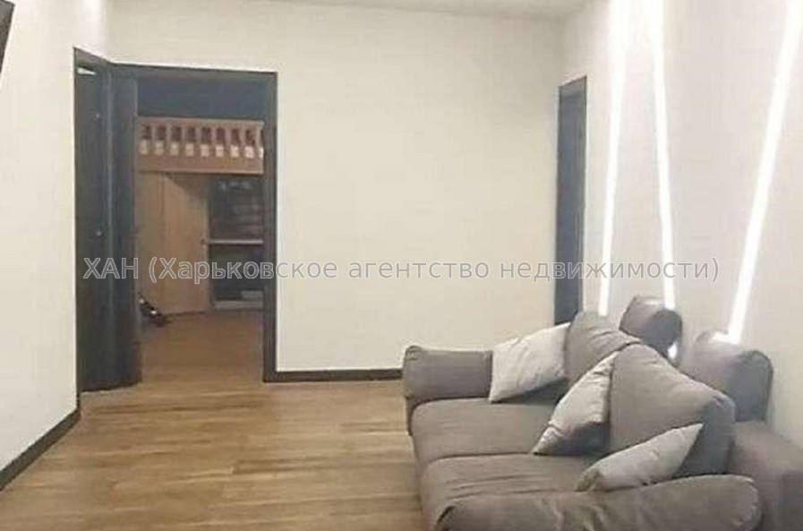 Продам квартиру, Мирная ул. , 3  ком., 120.60 м², евроремонт 