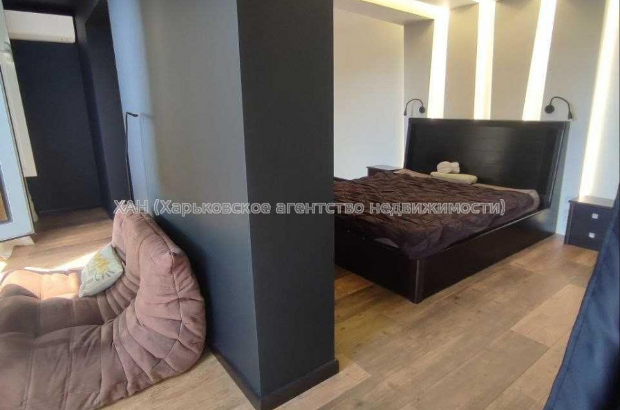Продам квартиру, Мирная ул. , 3 кім., 125 м², евроремонт 
