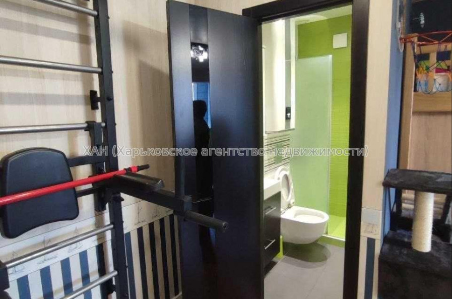 Продам квартиру, Мирная ул. , 3 кім., 125 м², евроремонт 