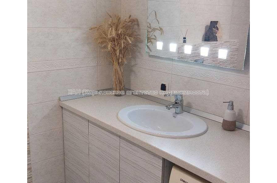 Продам квартиру, Большая Кольцевая ул. , 2 кім., 41.50 м², евроремонт 