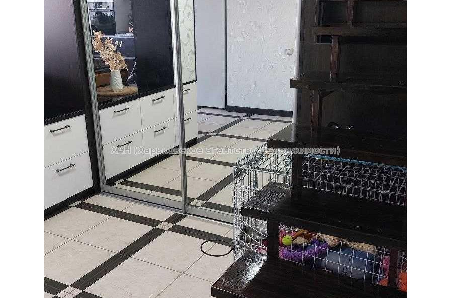 Продам квартиру, Большая Кольцевая ул. , 2 кім., 41.50 м², евроремонт 