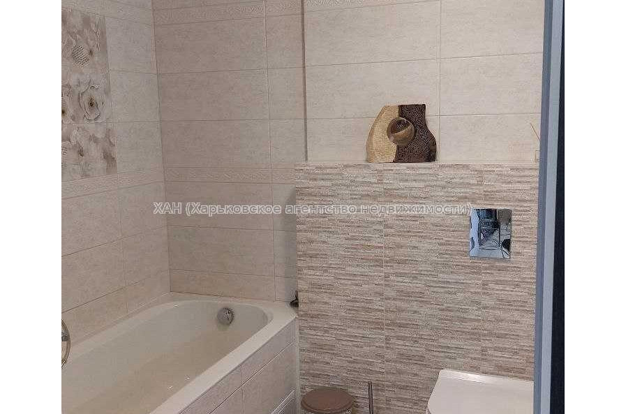 Продам квартиру, Большая Кольцевая ул. , 2 кім., 41.50 м², евроремонт 
