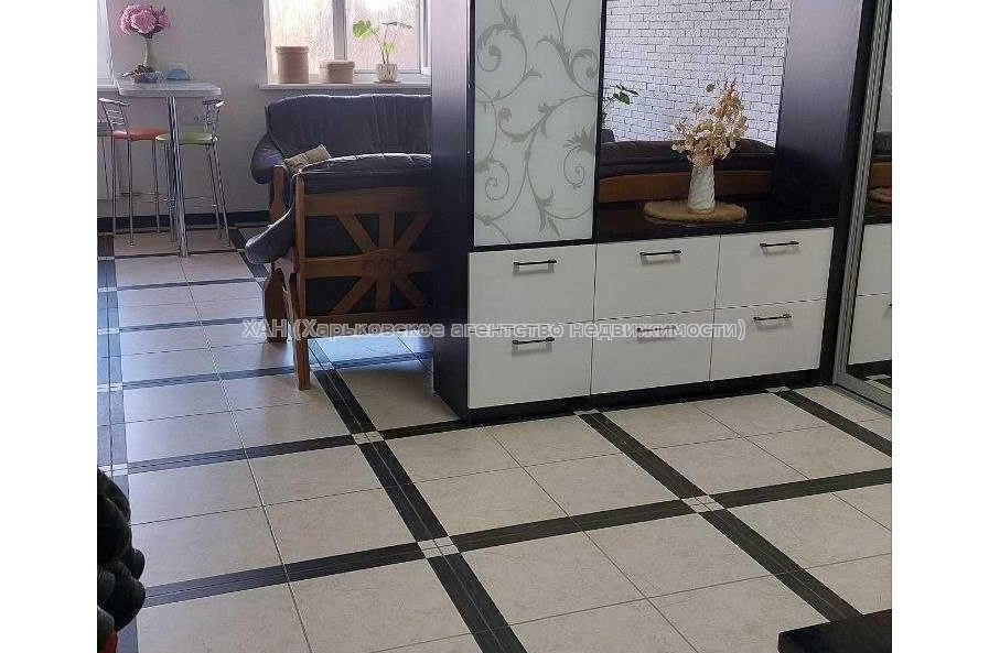 Продам квартиру, Большая Кольцевая ул. , 2 кім., 41.50 м², евроремонт 
