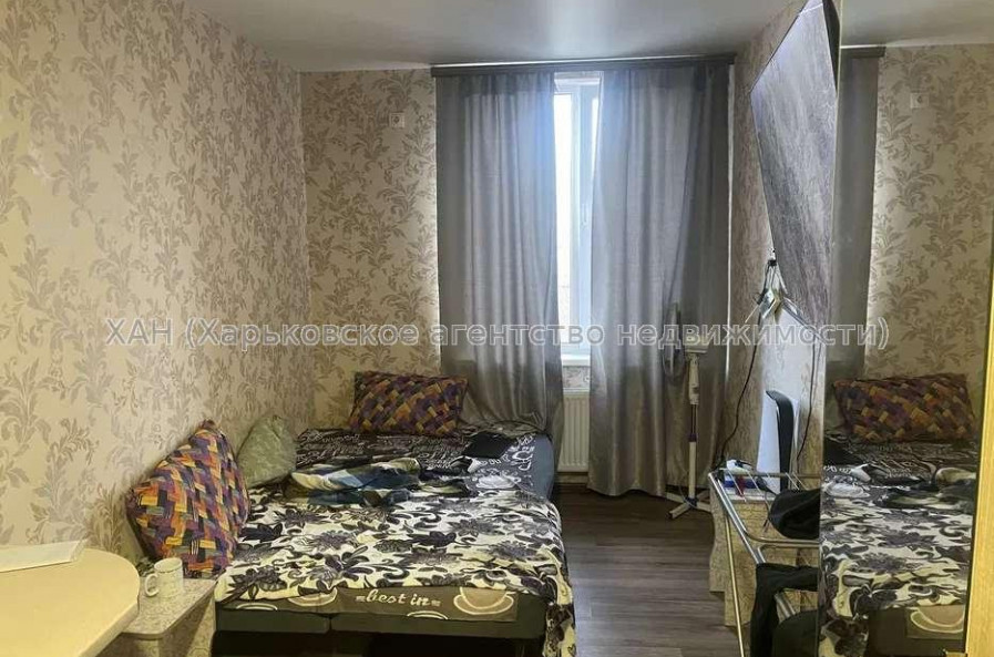 Продам квартиру, Резниковский пер. , 1 кім., 17 м², капитальный ремонт 