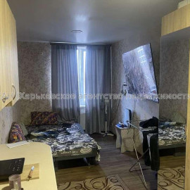 Продам квартиру, Резниковский пер. , 1  ком., 17 м², капитальный ремонт