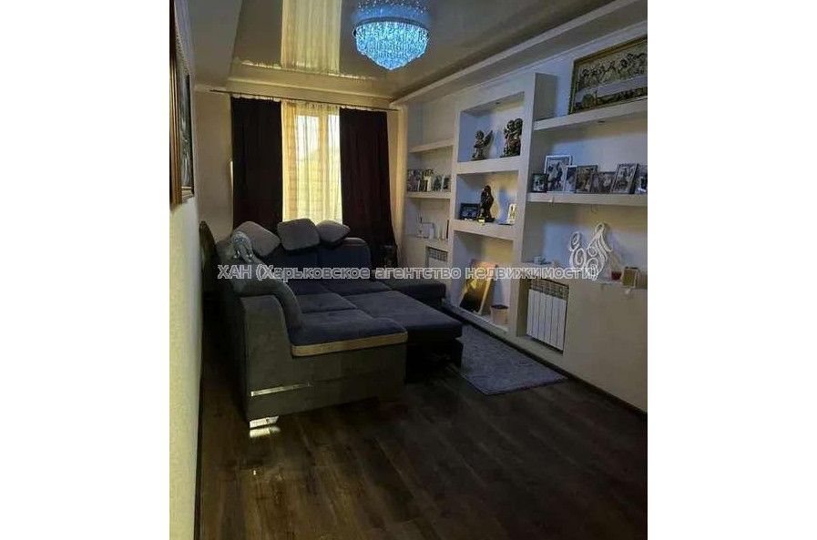 Продам квартиру, Новоалександровская ул. , 2  ком., 70 м², капитальный ремонт 