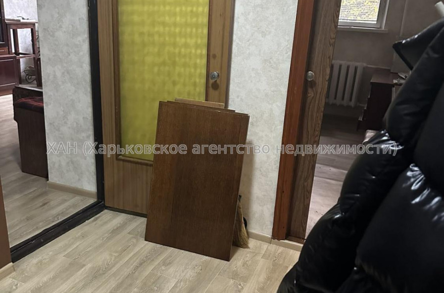 Продам квартиру, Аэрокосмический пр. , 2  ком., 42 м², косметический ремонт 