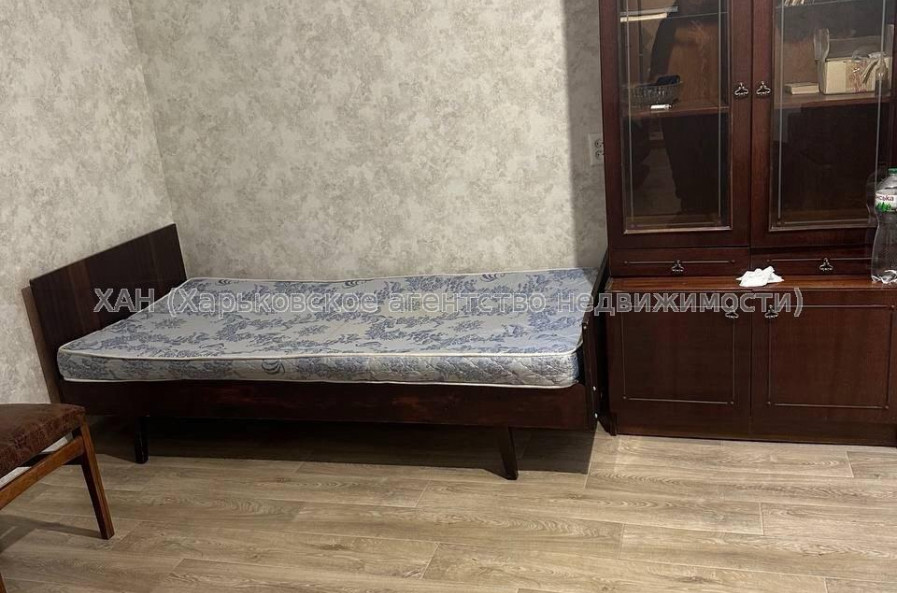 Продам квартиру, Аэрокосмический пр. , 2  ком., 42 м², косметический ремонт 