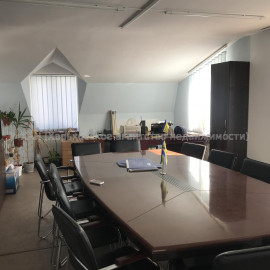 Сдам нежилую недвижимость, офисное помещение , 5  ком., 50 м², косметический ремонт