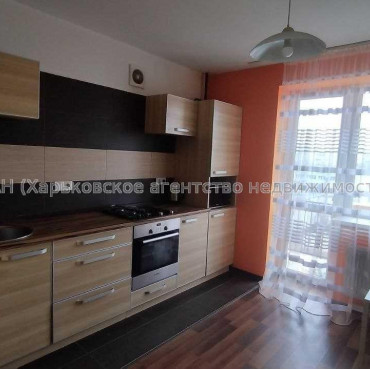Продам квартиру, Победы просп. , 2 кім., 65 м², евроремонт 