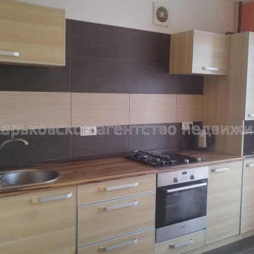 Продам квартиру, Победы просп. , 2 кім., 65 м², евроремонт 