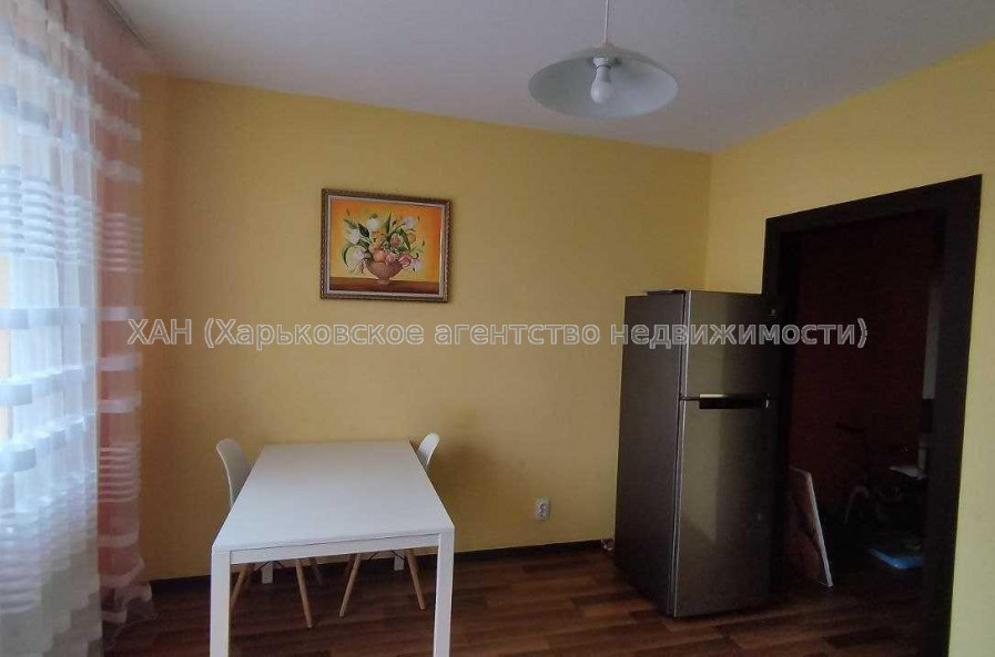 Продам квартиру, Победы просп. , 2 кім., 65 м², евроремонт 