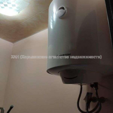 Продам квартиру, Каденюка ул. , 2  ком., 48 м², капитальный ремонт 