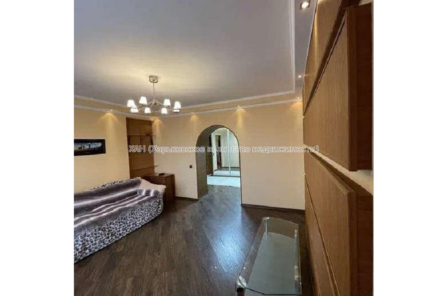 Продам квартиру, Волонтерская ул. , 3  ком., 76 м², евроремонт 