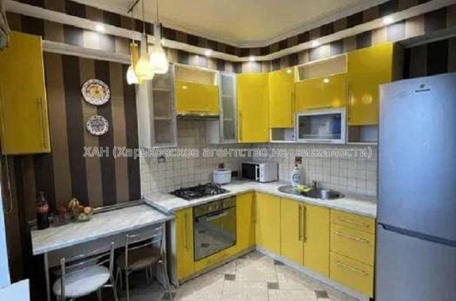 Продам квартиру, Волонтерская ул. , 3  ком., 76 м², евроремонт 