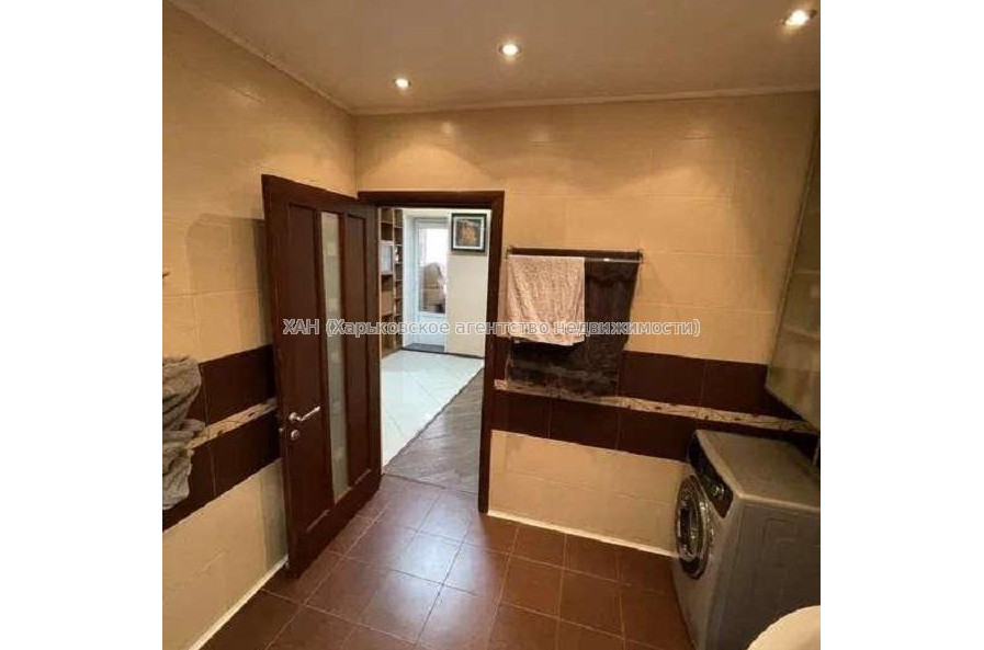 Продам квартиру, Волонтерская ул. , 3  ком., 76 м², евроремонт 
