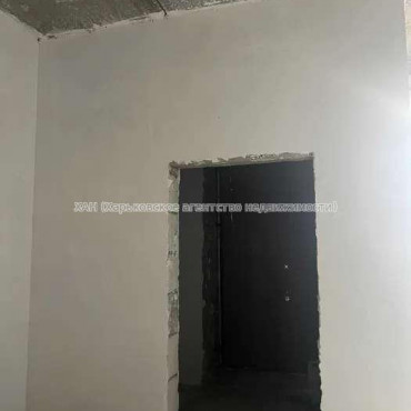 Продам квартиру, Пискуновский пер. , 2  ком., 64 м², без отделочных работ 